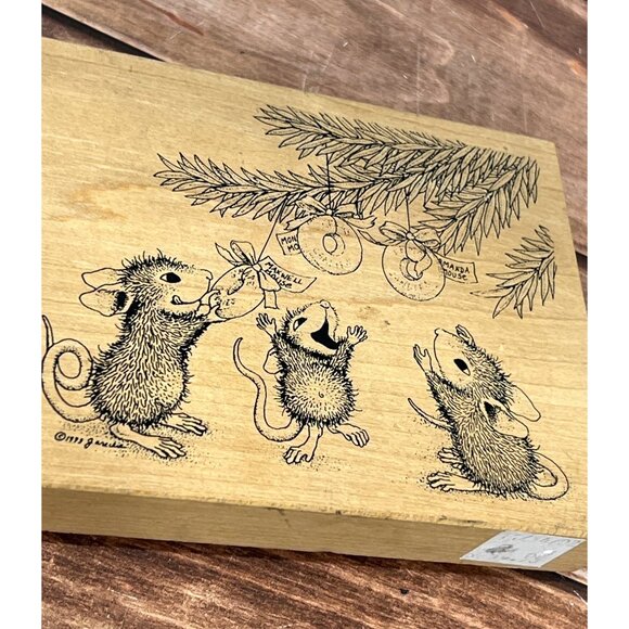 House Mouse Designs Stamp Set by Stampa Rosa Lifesaver Presents 313M & B11-2427 - Picture 7 of 7